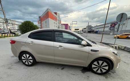KIA Rio III рестайлинг, 2013 год, 1 100 000 рублей, 5 фотография