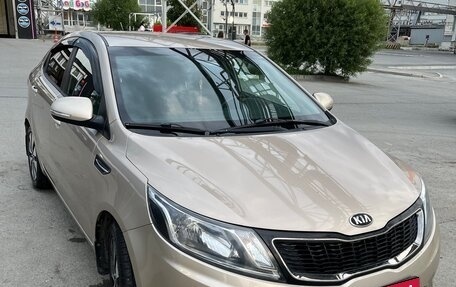 KIA Rio III рестайлинг, 2013 год, 1 100 000 рублей, 6 фотография