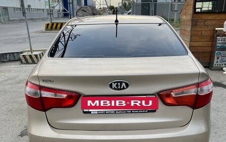 KIA Rio III рестайлинг, 2013 год, 1 100 000 рублей, 4 фотография