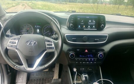 Hyundai Tucson III, 2019 год, 2 350 000 рублей, 5 фотография