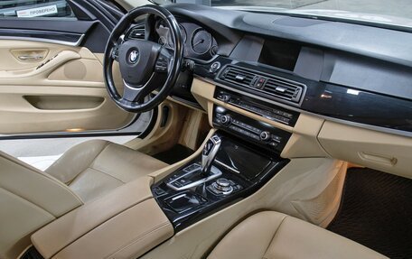 BMW 5 серия, 2013 год, 1 998 000 рублей, 11 фотография