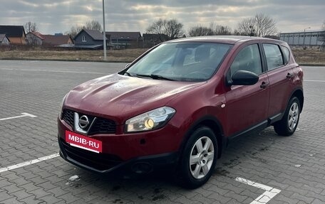 Nissan Qashqai, 2013 год, 850 000 рублей, 2 фотография