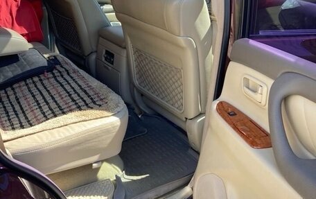 Toyota Land Cruiser 100 рестайлинг 2, 2006 год, 3 600 000 рублей, 5 фотография
