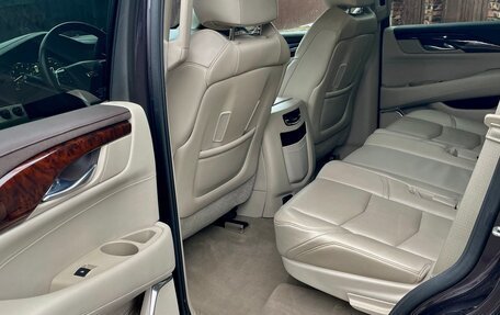 Cadillac Escalade IV, 2015 год, 4 190 000 рублей, 8 фотография