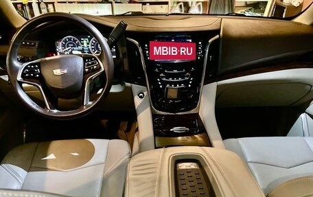 Cadillac Escalade IV, 2015 год, 4 190 000 рублей, 9 фотография