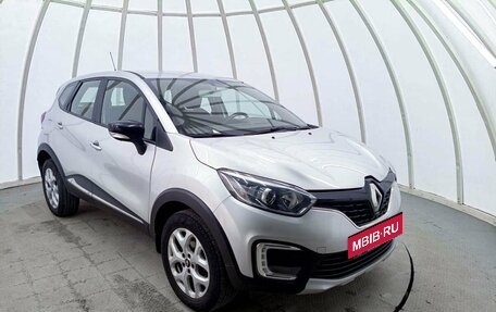 Renault Kaptur I рестайлинг, 2017 год, 1 580 000 рублей, 3 фотография