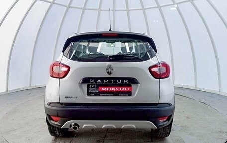 Renault Kaptur I рестайлинг, 2017 год, 1 580 000 рублей, 6 фотография