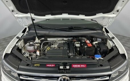 Volkswagen Tiguan II, 2019 год, 2 049 000 рублей, 11 фотография