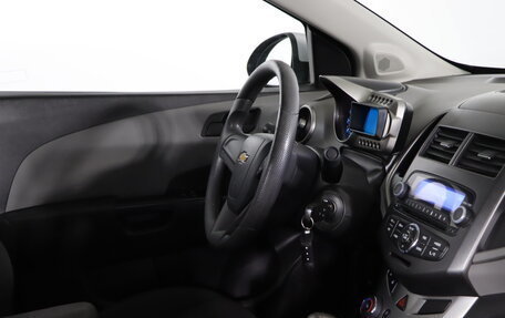 Chevrolet Aveo III, 2015 год, 749 990 рублей, 13 фотография