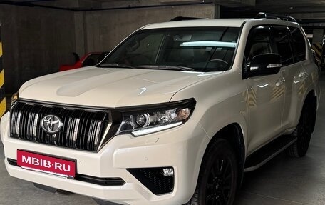 Toyota Land Cruiser Prado 150 рестайлинг 2, 2021 год, 7 299 000 рублей, 5 фотография