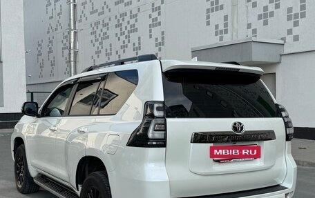 Toyota Land Cruiser Prado 150 рестайлинг 2, 2021 год, 7 299 000 рублей, 14 фотография