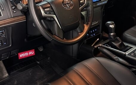 Toyota Land Cruiser Prado 150 рестайлинг 2, 2021 год, 7 299 000 рублей, 20 фотография