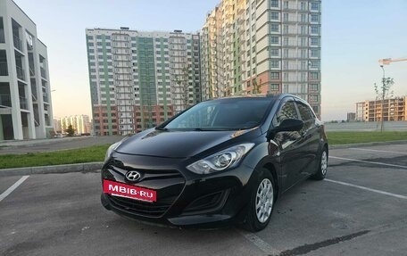 Hyundai i30 II рестайлинг, 2012 год, 855 000 рублей, 4 фотография