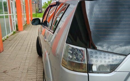 Mitsubishi Outlander III рестайлинг 3, 2008 год, 1 400 000 рублей, 14 фотография