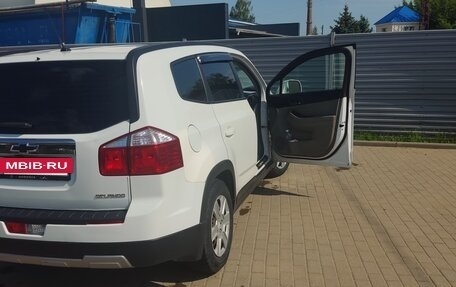 Chevrolet Orlando I, 2012 год, 1 350 000 рублей, 4 фотография