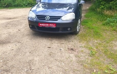 Volkswagen Golf V, 2004 год, 540 000 рублей, 1 фотография