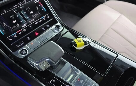 Audi A8, 2022 год, 6 070 000 рублей, 13 фотография
