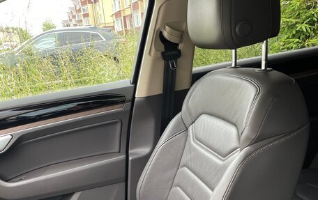 Volkswagen Touareg III, 2018 год, 3 200 000 рублей, 9 фотография