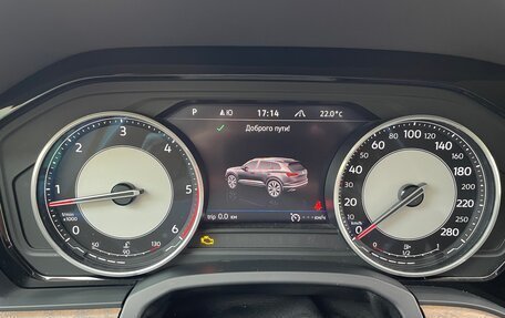 Volkswagen Touareg III, 2018 год, 3 200 000 рублей, 12 фотография