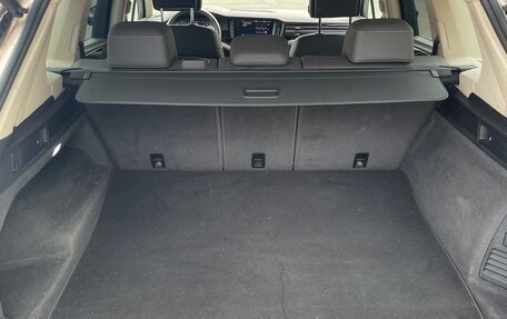 Volkswagen Touareg III, 2018 год, 3 200 000 рублей, 15 фотография