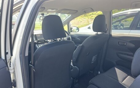 Toyota Wish II, 2014 год, 1 130 000 рублей, 18 фотография