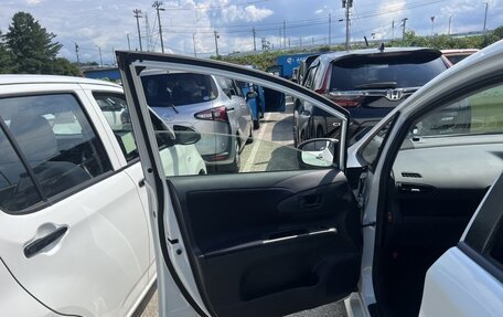 Toyota Wish II, 2014 год, 1 130 000 рублей, 19 фотография