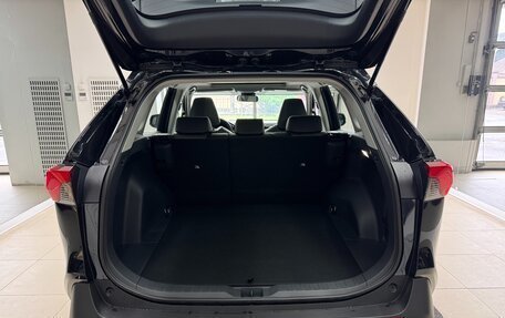 Toyota RAV4, 2024 год, 4 490 000 рублей, 7 фотография