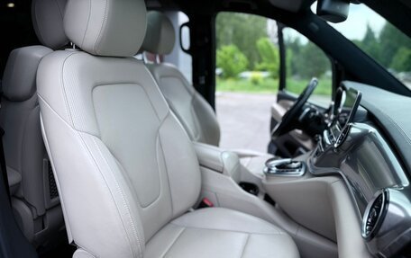 Mercedes-Benz V-Класс, 2019 год, 5 500 000 рублей, 12 фотография
