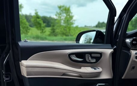 Mercedes-Benz V-Класс, 2019 год, 5 500 000 рублей, 16 фотография