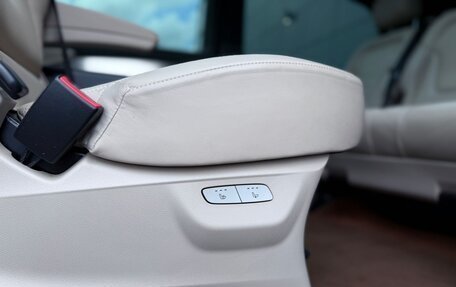 Mercedes-Benz V-Класс, 2019 год, 5 500 000 рублей, 23 фотография