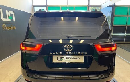 Toyota Land Cruiser, 2022 год, 10 500 000 рублей, 6 фотография