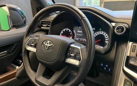 Toyota Land Cruiser, 2022 год, 10 500 000 рублей, 28 фотография
