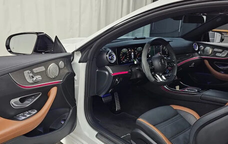 Mercedes-Benz E-Класс, 2022 год, 6 500 000 рублей, 8 фотография