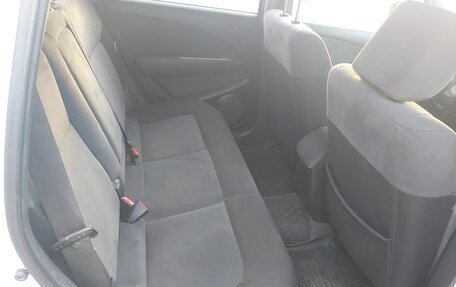 Mitsubishi Outlander III рестайлинг 3, 2002 год, 580 000 рублей, 12 фотография