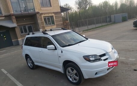 Mitsubishi Outlander III рестайлинг 3, 2002 год, 580 000 рублей, 5 фотография