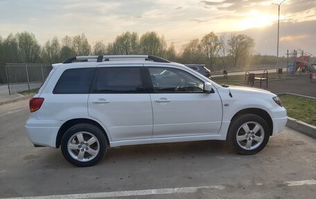 Mitsubishi Outlander III рестайлинг 3, 2002 год, 580 000 рублей, 21 фотография