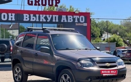 Chevrolet Niva I рестайлинг, 2018 год, 699 000 рублей, 2 фотография