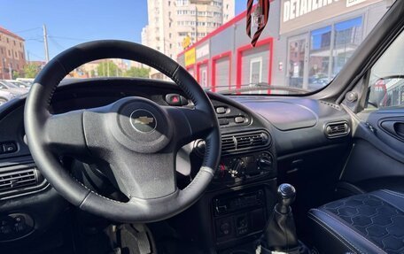 Chevrolet Niva I рестайлинг, 2018 год, 699 000 рублей, 19 фотография