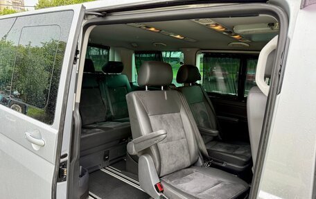 Volkswagen Multivan T5, 2012 год, 2 385 000 рублей, 14 фотография