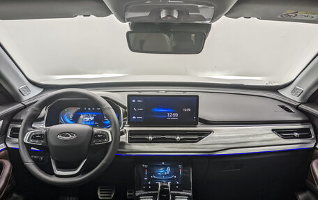 Chery Tiggo 8 Pro, 2022 год, 2 090 000 рублей, 14 фотография