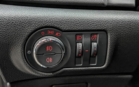 Opel Astra J, 2014 год, 1 100 000 рублей, 25 фотография