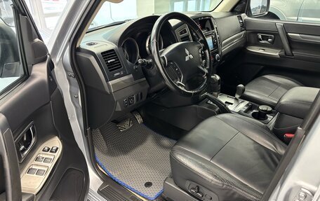 Mitsubishi Pajero IV, 2015 год, 2 550 000 рублей, 10 фотография