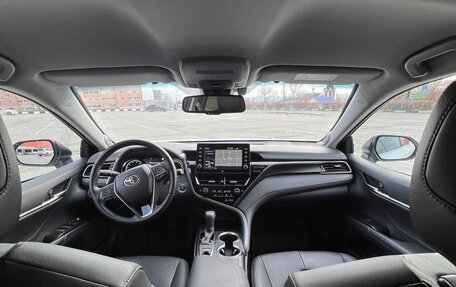 Toyota Camry, 2021 год, 3 800 000 рублей, 12 фотография