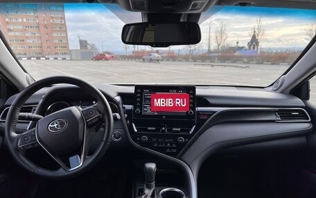Toyota Camry, 2021 год, 3 800 000 рублей, 14 фотография