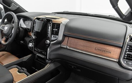 Rambler 1500, 2023 год, 9 690 000 рублей, 8 фотография