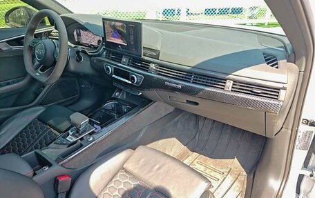 Audi RS 4, 2022 год, 5 750 000 рублей, 14 фотография