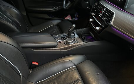 BMW 5 серия, 2019 год, 3 800 000 рублей, 10 фотография