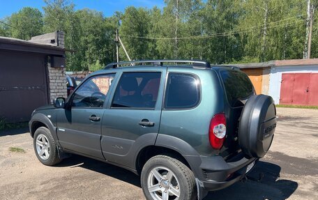 Chevrolet Niva I рестайлинг, 2011 год, 520 000 рублей, 11 фотография