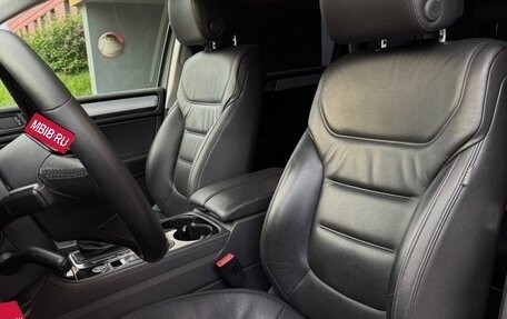 Volkswagen Touareg III, 2013 год, 2 250 000 рублей, 13 фотография