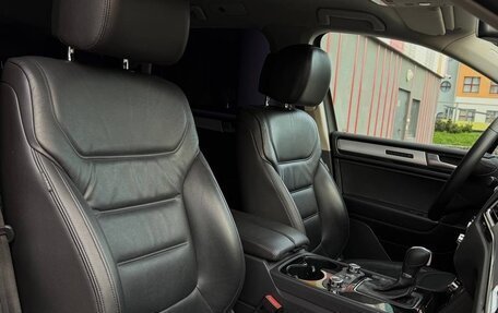Volkswagen Touareg III, 2013 год, 2 250 000 рублей, 21 фотография